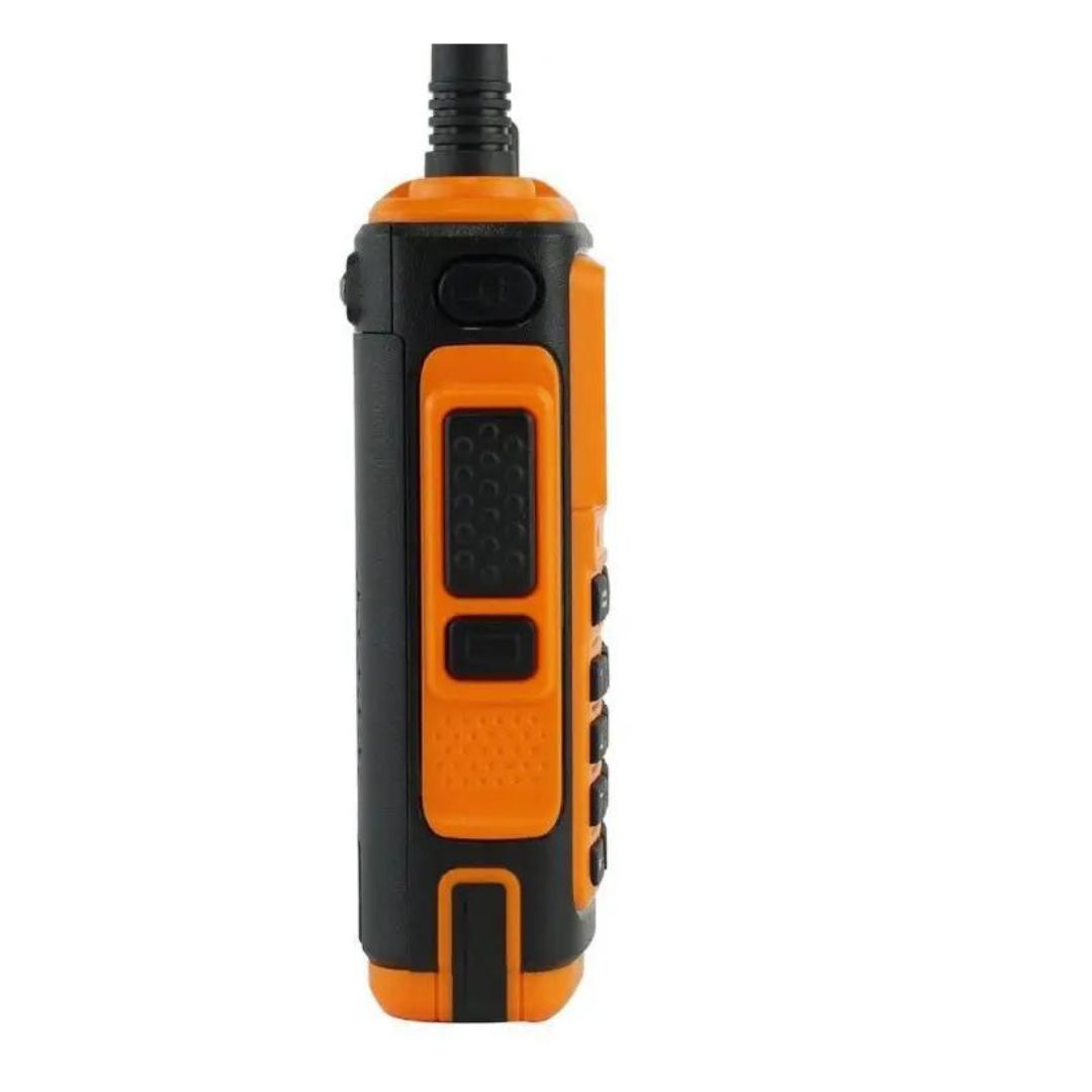 Baofeng UV-17 – страничен изглед с PTT бутони