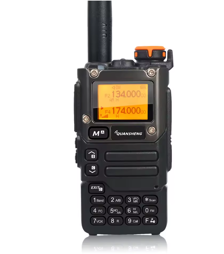 Радиостанция Quansheng UV-K5 – изглед отпред с дисплей